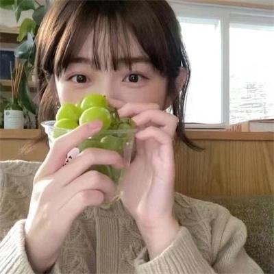 草裙春色